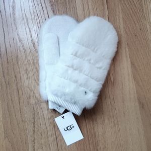 NWT Ugg mittens